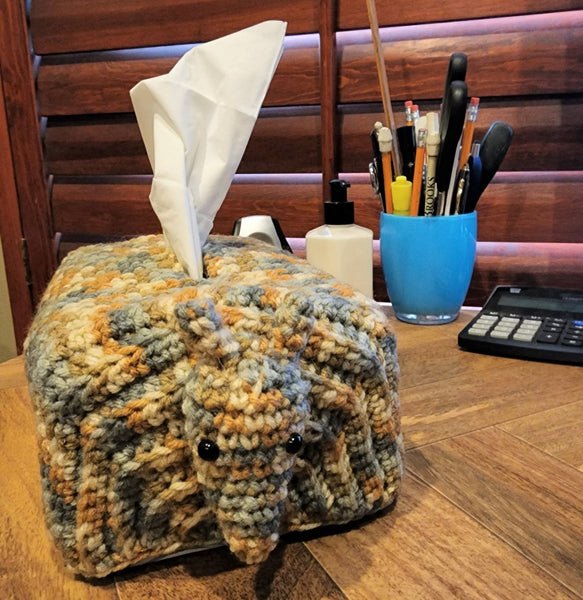 Armadillo Tissue Cover Crochet Pattern - My Fingers Fly