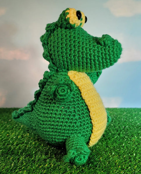 Baby Gator Amigurumi Crochet Pattern - My Fingers Fly