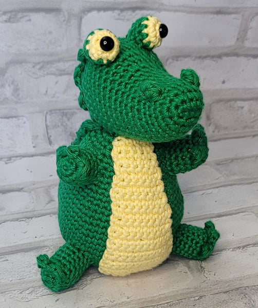 Baby Gator Amigurumi Crochet Pattern - My Fingers Fly