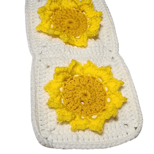 Sunflowers in Snow Scarf Crochet Pattern - My Fingers Fly